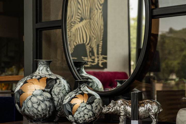 Modern dressing table interior in a Dubai residence, architectural interior photography by IBN Films