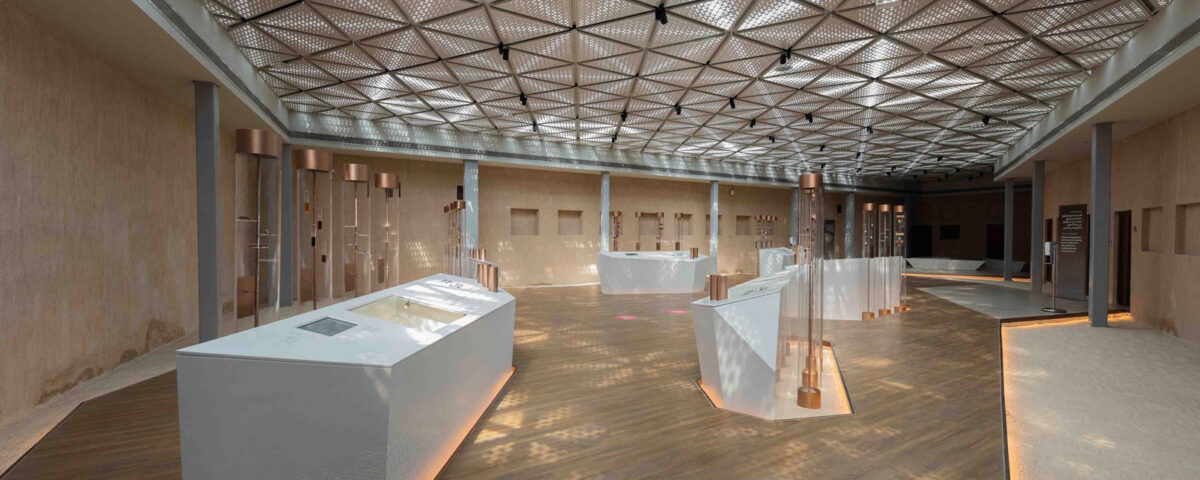 Modern gallery interior in Dubai with contemporary design, architectural interior photography by IBN Films