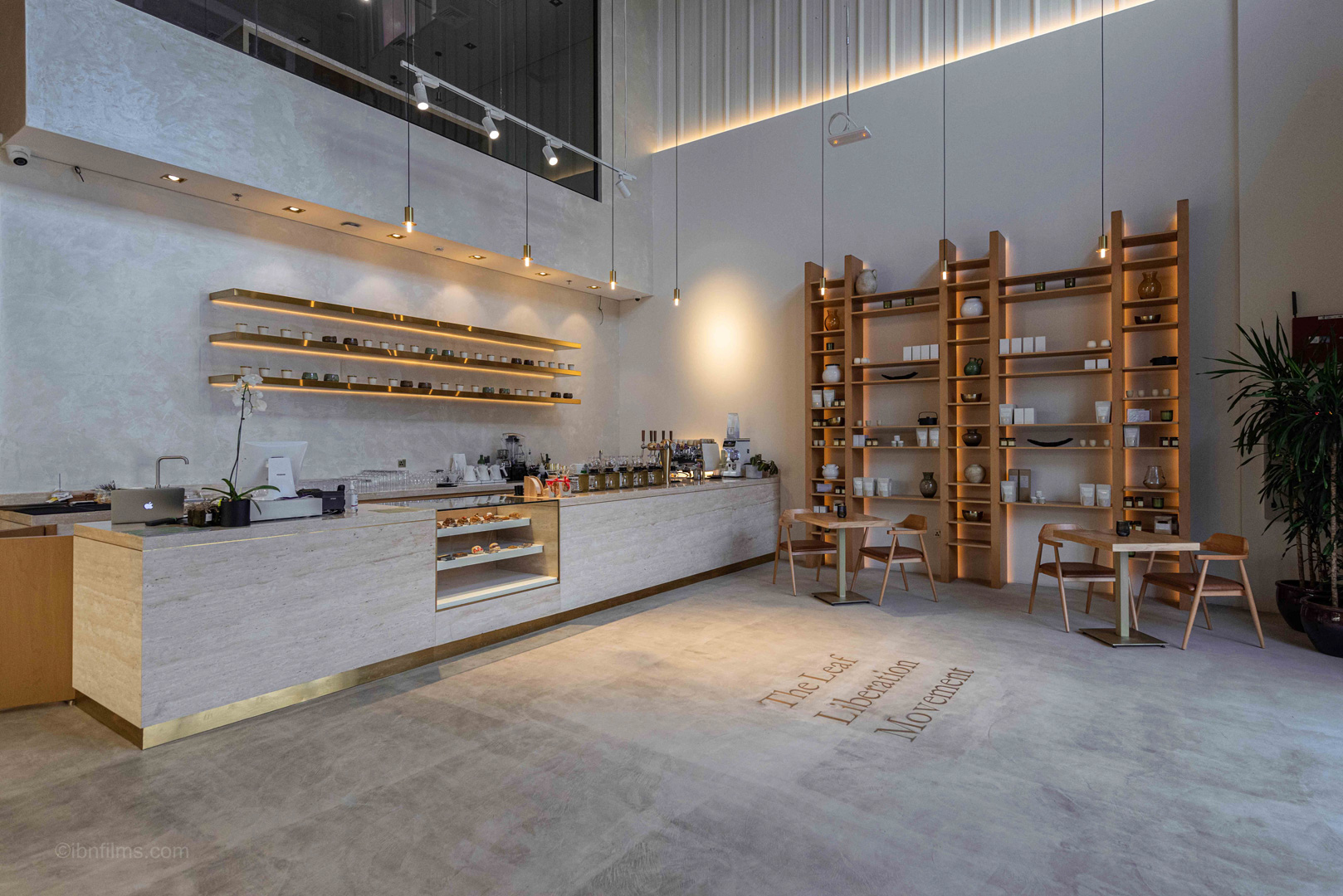 Modern kitchen interior in a stylish Dubai residence, architectural interior photography by IBN Films