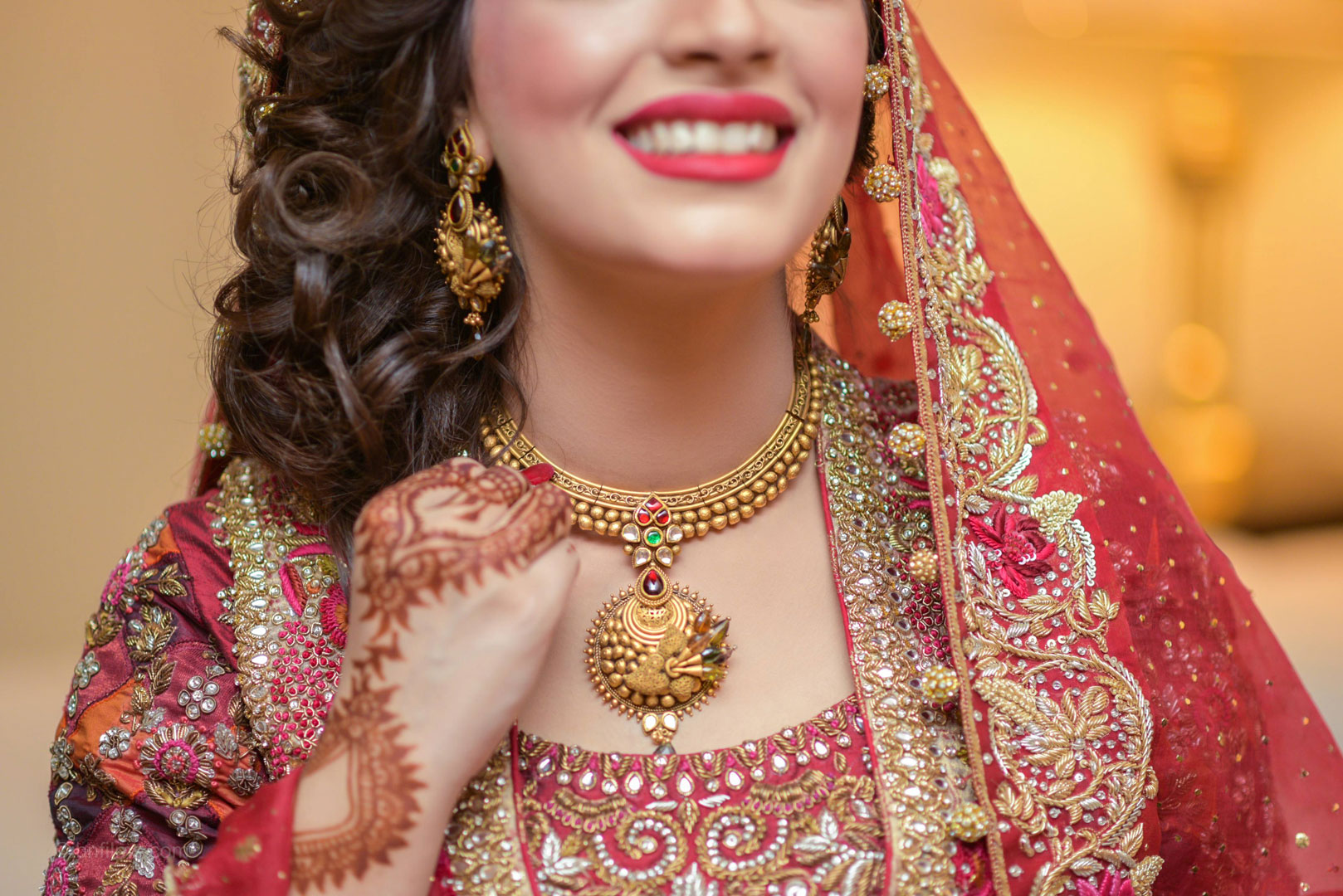 Bridal necklace detail photoshoot in Dubai captured by Ibn Films