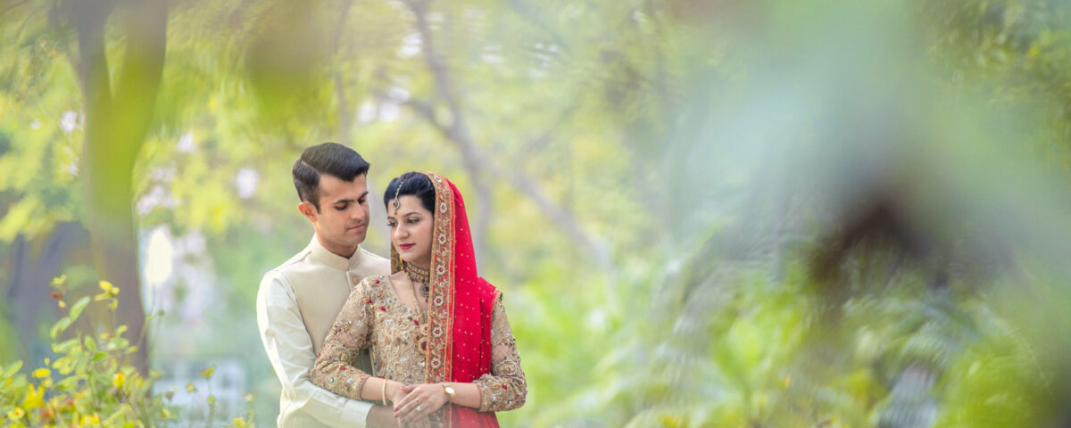 Bride and groom photoshoot in Dubai captured by Ibn Films
