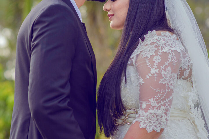 Dubai wedding photographer capturing elegant wedding moments by Ibn Films