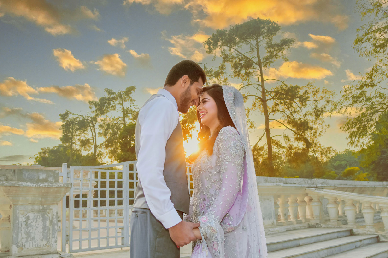 Pre-wedding shoot photography capturing a romantic couple before their wedding in Dubai.